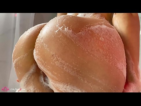 ❤️ 布鲁内特在淋浴时用振动器自慰阴部达到强烈的高潮 Beautiful porn﹏﹏